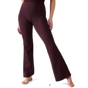 Athleta NWT Spiced Cabernet Elation Ultra High-Rise Flare Pant Size Medium